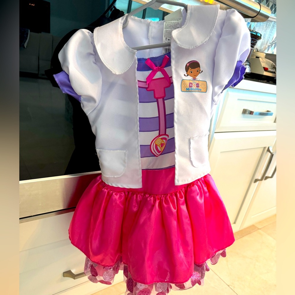 Doc McStuffins Costume & Backpack